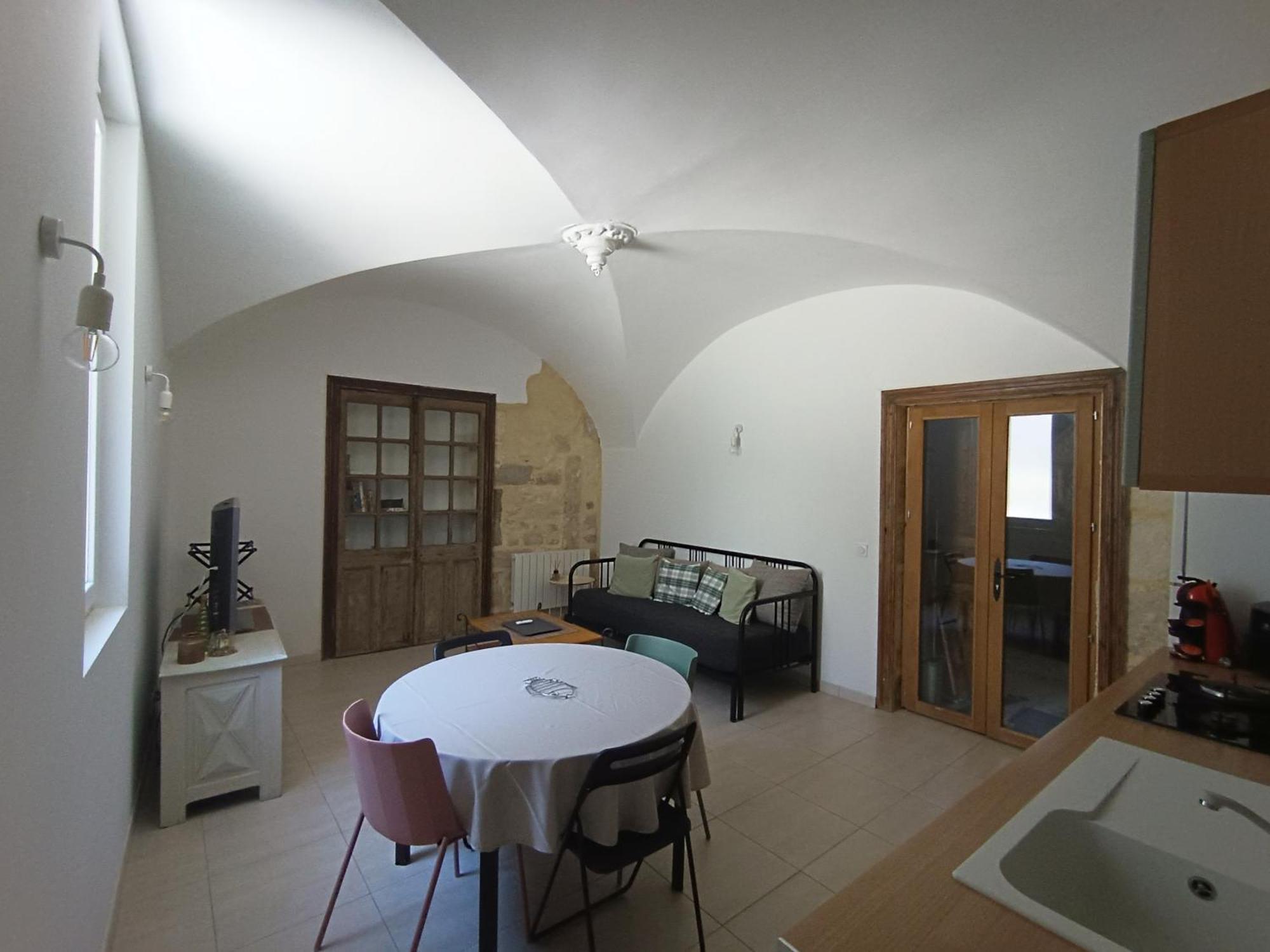Dans Maison De Maitre, Appartement Independant. Montfrin Kültér fotó